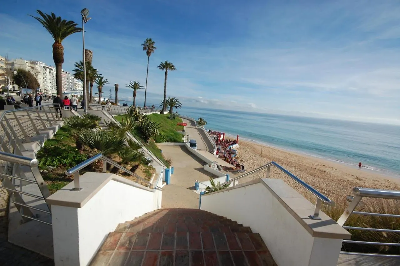 Vila Mar Praia - Free Wifi - 50 M From The Beach Armacao de Pera 0*,  Portugal